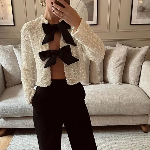 H&M viral bloggers fav white sequin black bow ribbon tie front cardigan / blouse - Picture 2 of 13